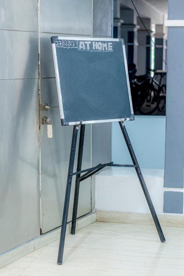 Hotel Athome , Whitefields, Kondapur Hyderabad Bagian luar foto