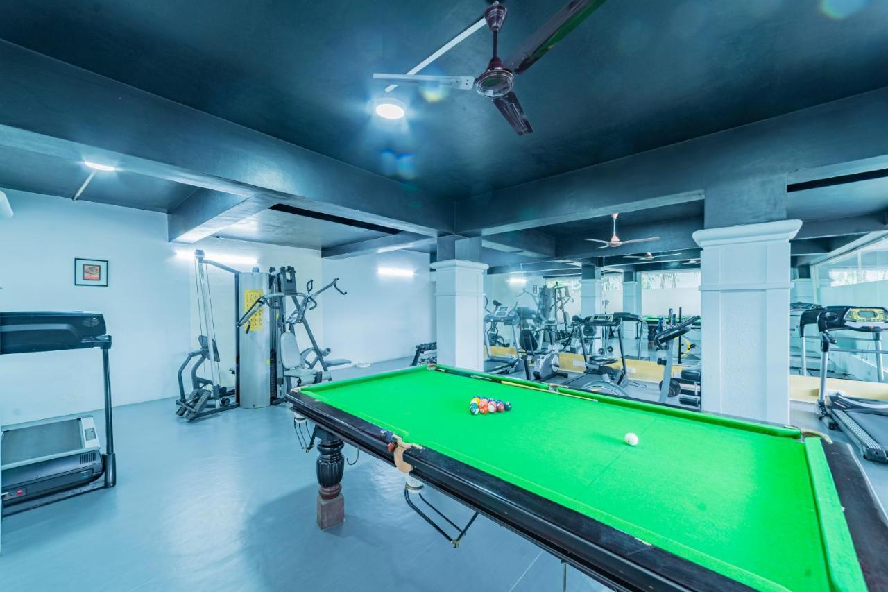 Hotel Athome , Whitefields, Kondapur Hyderabad Bagian luar foto
