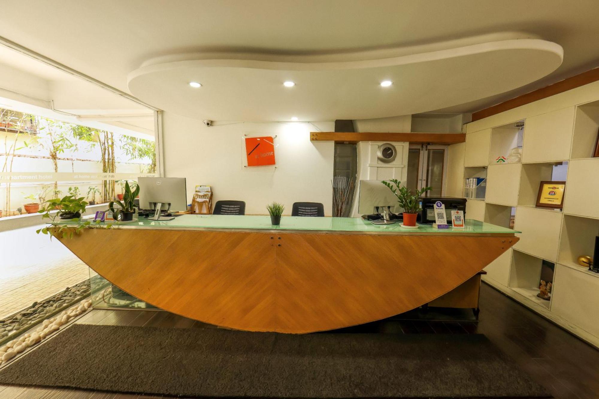 Hotel Athome , Whitefields, Kondapur Hyderabad Bagian luar foto